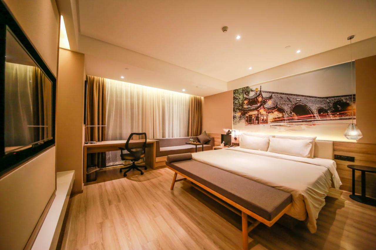 Atour Hotel Nanjing  Bagian luar foto